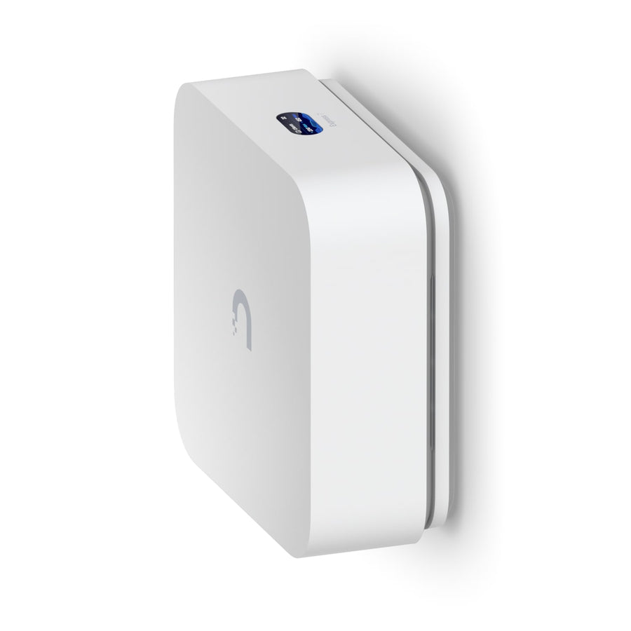 Ubiquiti UACC-FM-16cm, Sleek, magnetic wall mount for UniFi Express 7. Network - UniFi NHU-UACC-FM-16CM